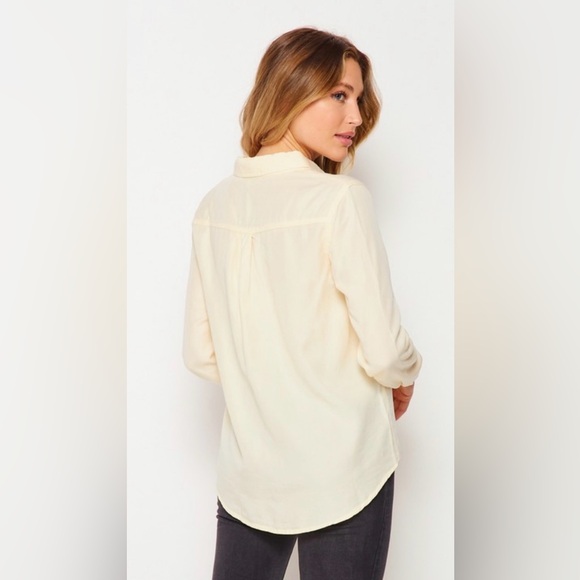 Button down Tencel long sleeve top - Picture 10 of 10